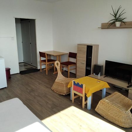 Bolevec Tower Appartement Plzeň Buitenkant foto